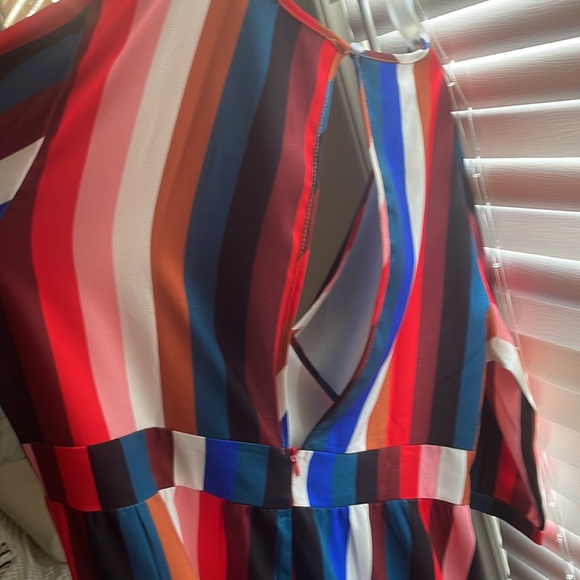 XL Colorful ICHOIX Dress W/ Slit - Picture 7 of 8